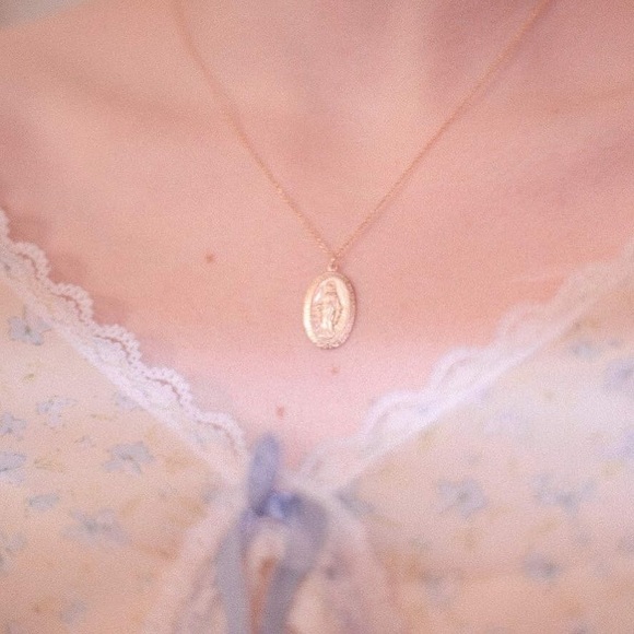 14k Gold Filled Saint Mary Medallion Pendant Charm Religious Layering Necklace